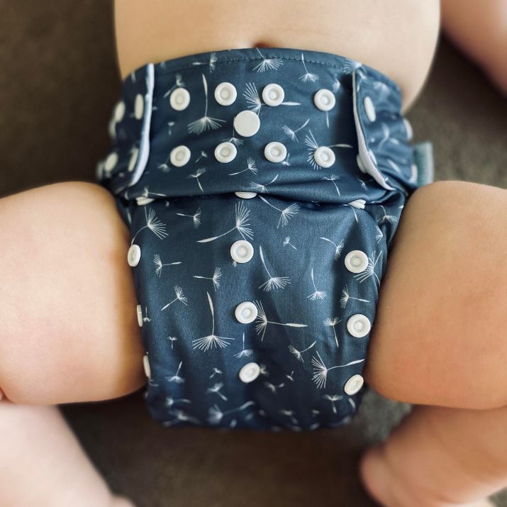 Minimi Best Fit | Reusable Cloth Nappy Shell | Newborn to School Age | Floating Wishes